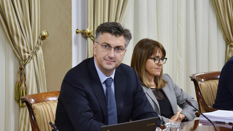 Najnoviji podaci o smanjenju javnoga duga i suficitu proračuna potvrda su odgovornog vođenja javnih financija